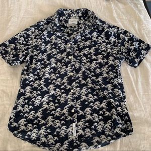 Pattern casual button down